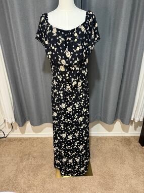 Capsule Size 16 Black Floral Maxi Dress Pom Pom Trim